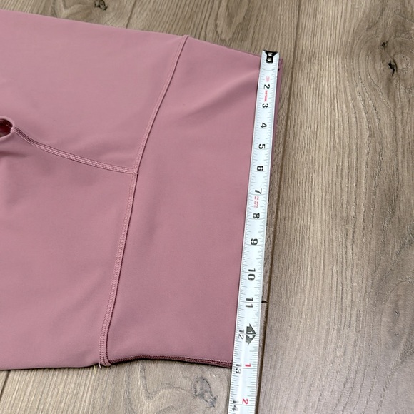 Lululemon Wunder Under Hi-Rise 1/2 17" Leggings Figue Pink Size 8 - Picture 7 of 10